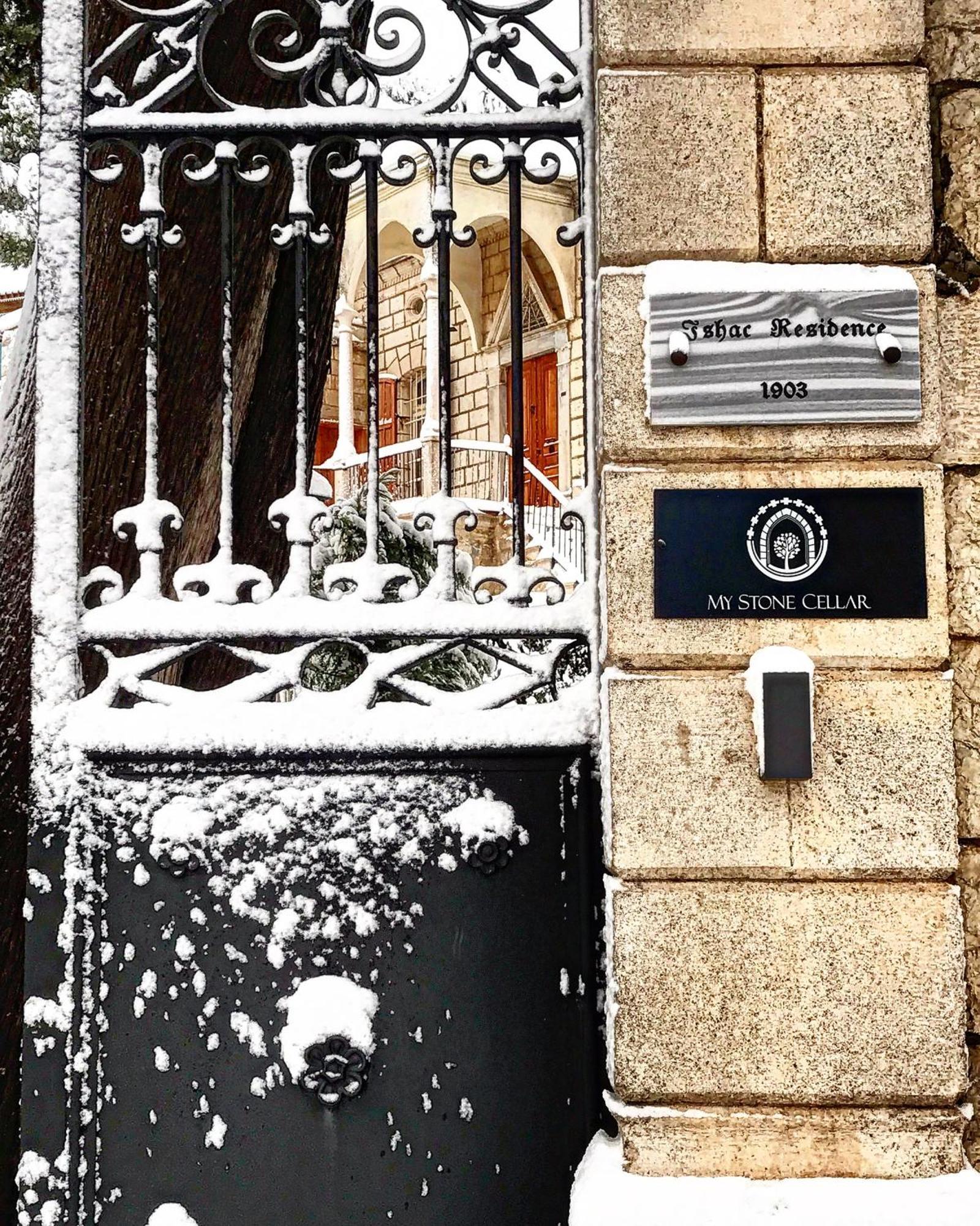 Hotel Stone Cellars Douma Exterior foto